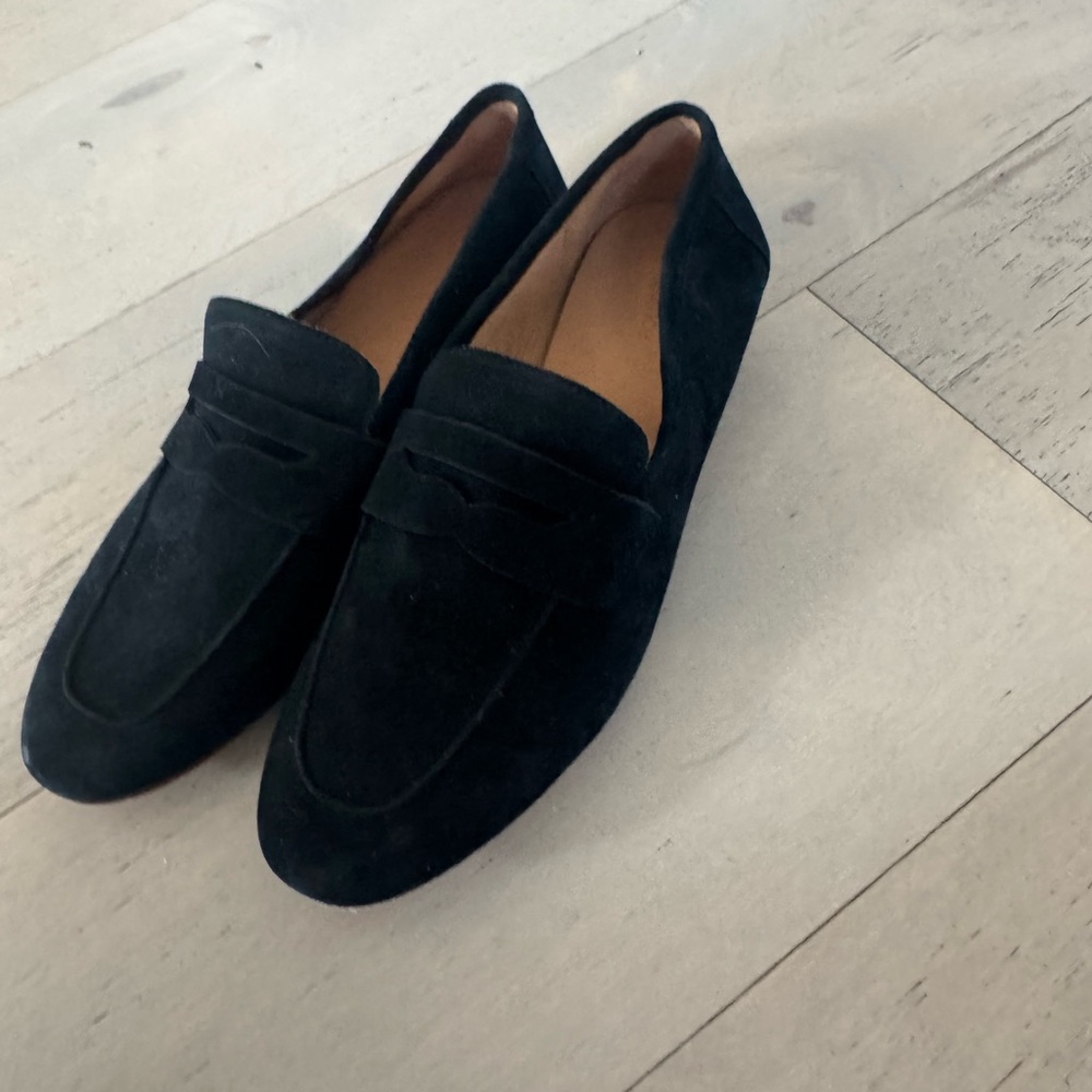 Quince Black and Tan Leather Sole Shoes